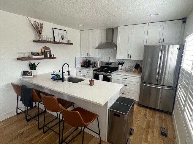 Photo - 3355 W 18th Ave