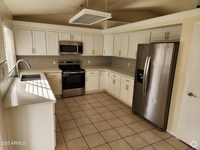 Building Photo - 6909 E Kathleen Rd Rental