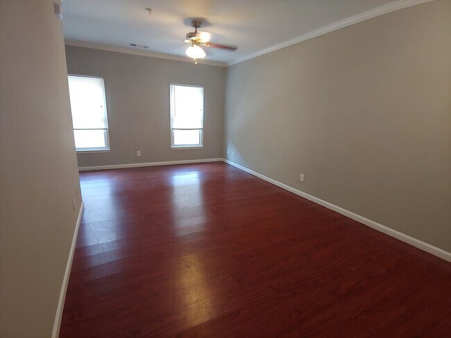 Photo - Best in Forest Park.  2016 Construction!!