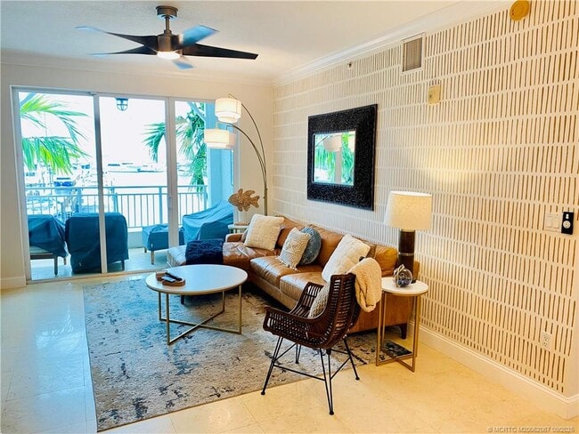 Photo - 815 NW Flagler Ave Unit 204
