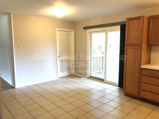 Photo - 302 Brightsand Ct