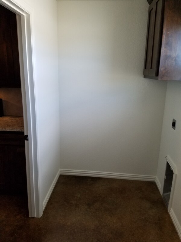 Photo - 127 Crossfire Ct