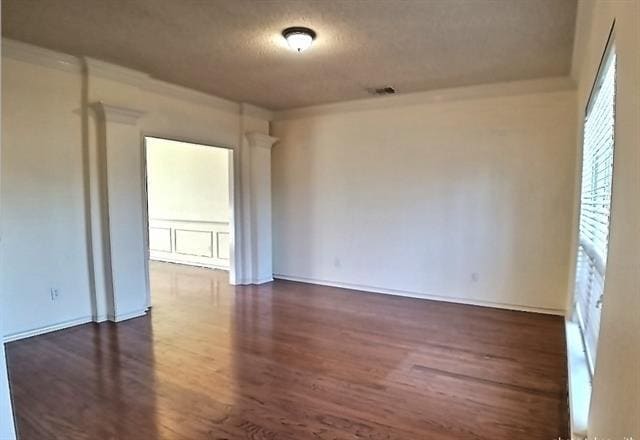 Photo - 718 Butternut Dr