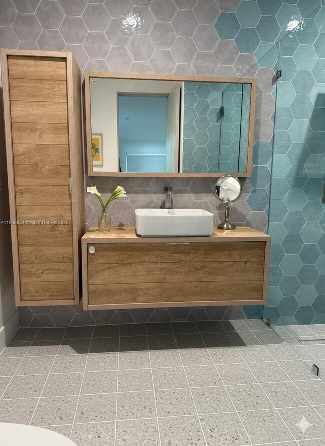 Photo - 1345 SW 60th Ct