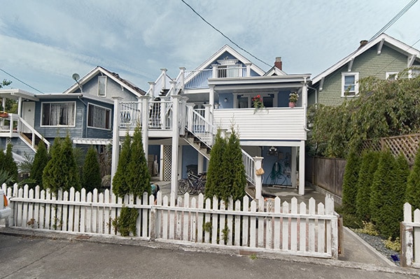 Photo - 870 19th Av W Unité Top Floor