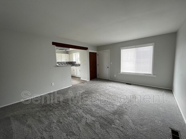 Photo - 3302 Greenfield Rd