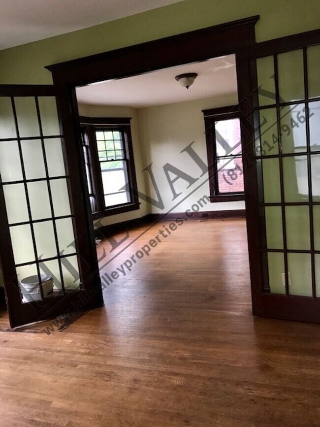 Photo - 1623-1623 1/2 Ohio St Unit 1623 1/2 Ohio St