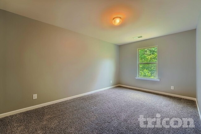 Photo - 3983 Sitka Dr