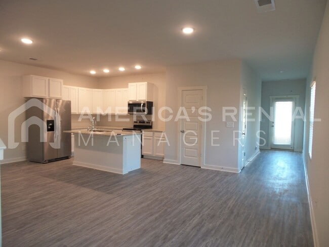 152 The Heights Dr