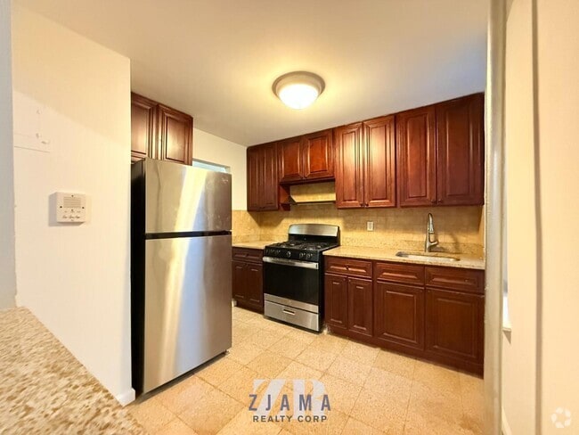Building Photo - 170 Parkside Ave Unit 1A Rental