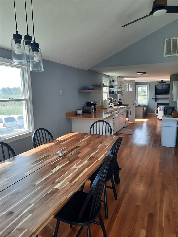 Photo - 99 Scituate Ave