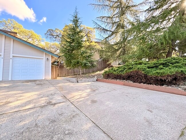 Photo - Beautiful Well Kept 3 bedroom for Rent - Folsom