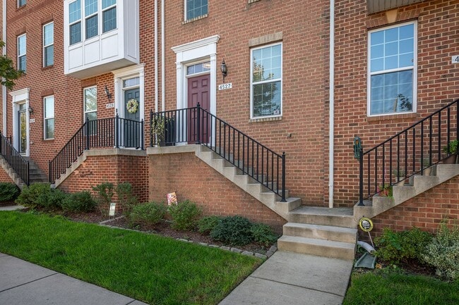 Photo - Luxury 3-Bed, 4-Bath Townhouse with Modern Amenities