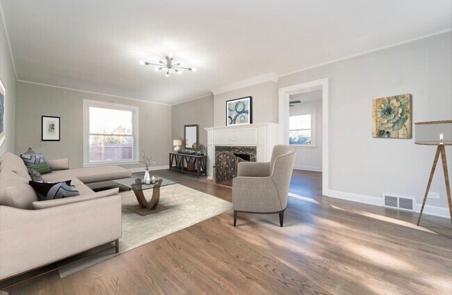 Photo - 6601 N Sioux Ave