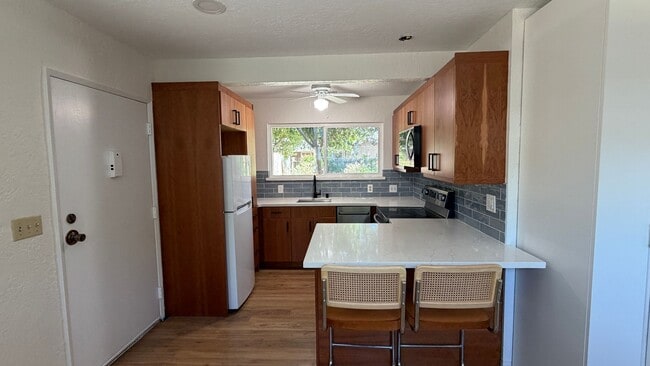 Photo - Concord Beautiful 1 bedroom 1 bathroom ADU updated kitchen, 2 car parking, fresh paint