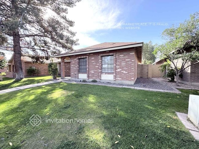 Photo - 222 N Heritage Dr