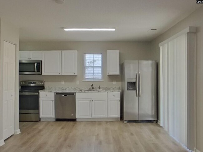 Photo - 1952 Lake Carolina Dr