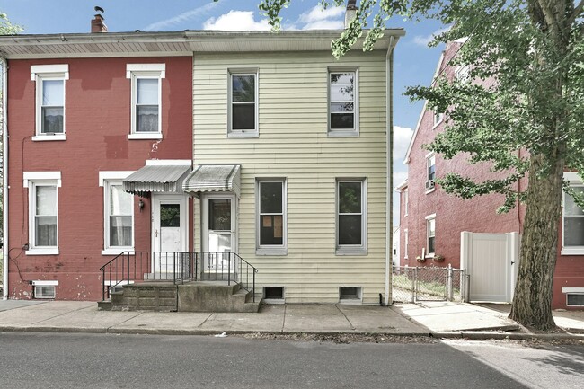 170 South Franklin Street - 170 South Franklin Street House