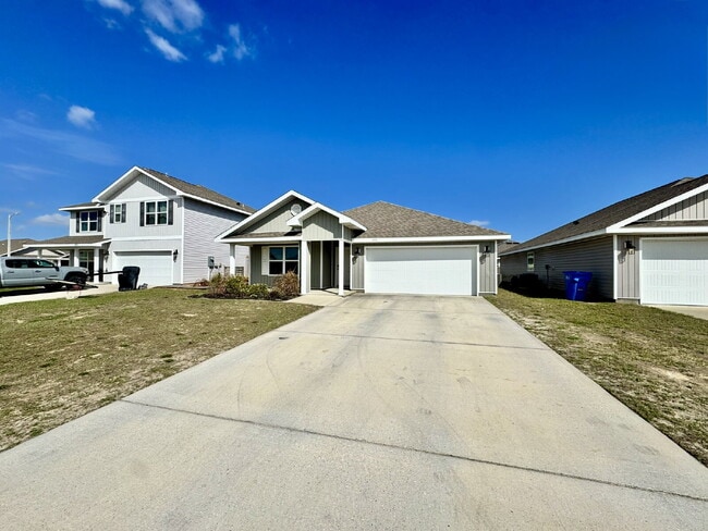 Photo - New rental in Brighton Oaks! Conveniently located off Hwy 231, this community conveniently close ...