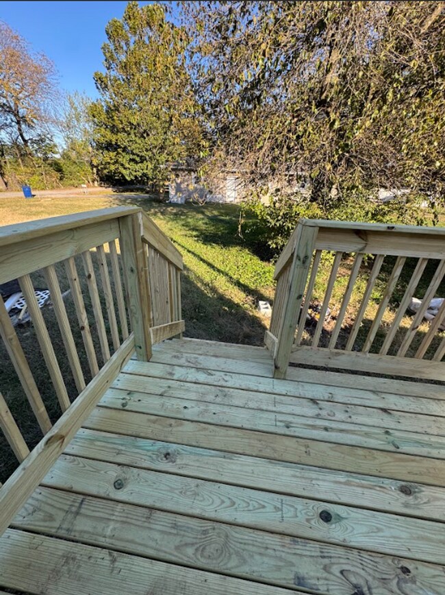 Photo - 422 N 4th Ave