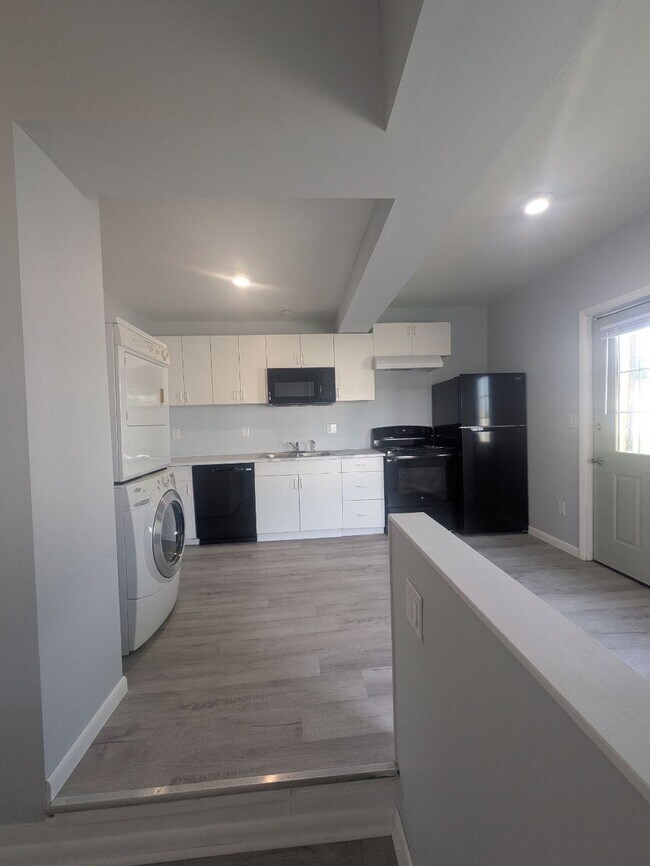 Photo - 85 N High St Unit A-1