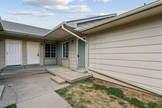 4319 S Elizabeth Ave Unit 1