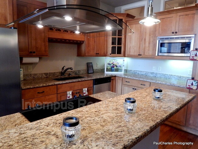 Photo - 402 S Gay St Unit 307