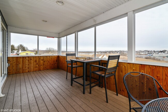 Photo - 46 Conanicut Rd