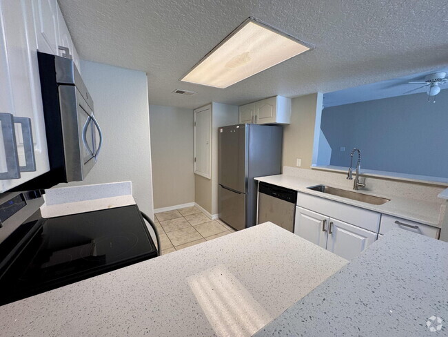 Building Photo - 824 Washington Palm Loop Unit A Rental