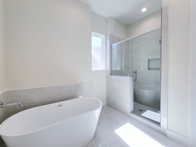 Photo - 5931 Beall St
