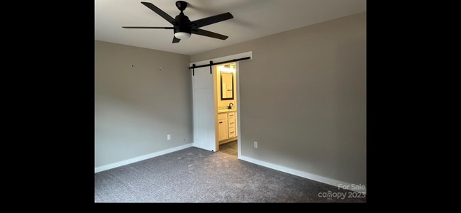 Photo - 923 Newfound Rd