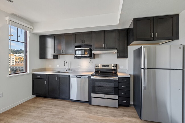 Building Photo - The Artisan Rental
