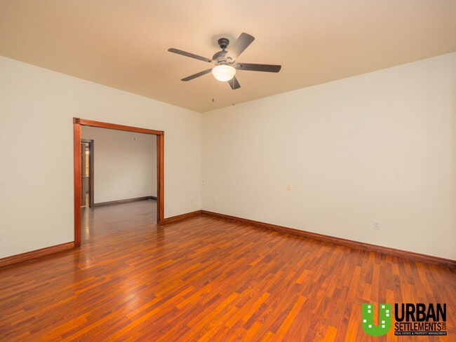 Photo - 1511 W Gardner Ave