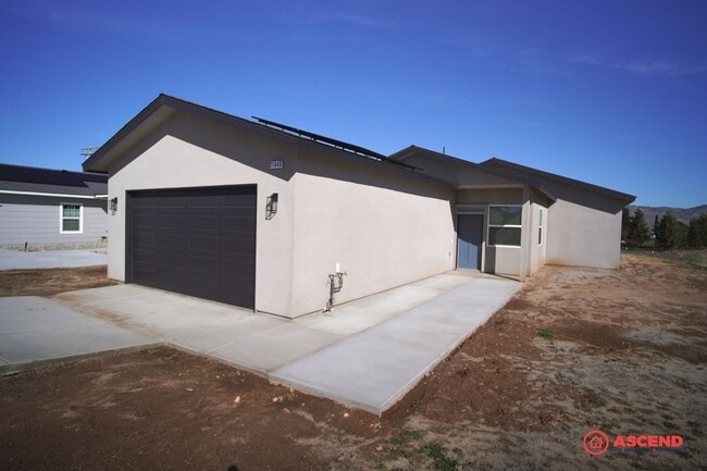 Photo - Brand New Home In Tehachapi!