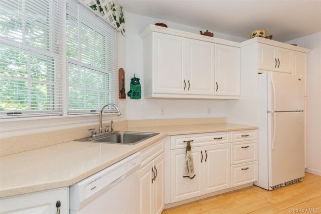 Photo - 21 Oceanview Rd
