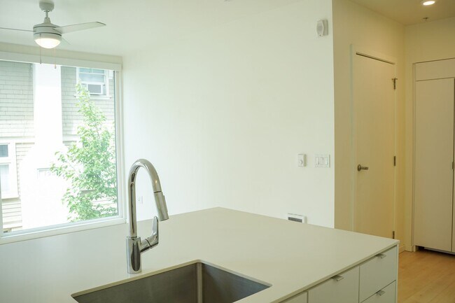 Photo - Modern 2nd Floor Corner Studio with D/W & Washer/Dryer! Unit 204