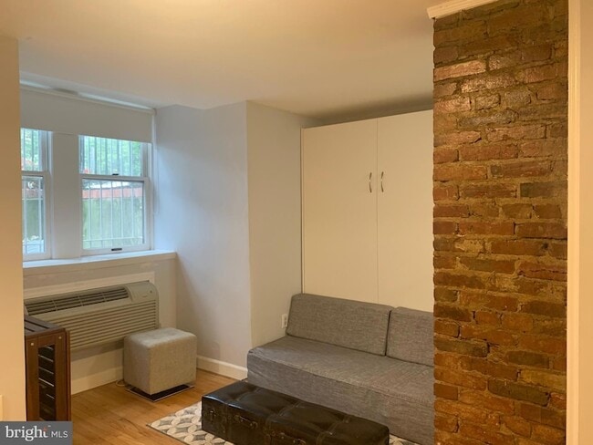 Photo - 1901 16th St NW Unidad 13