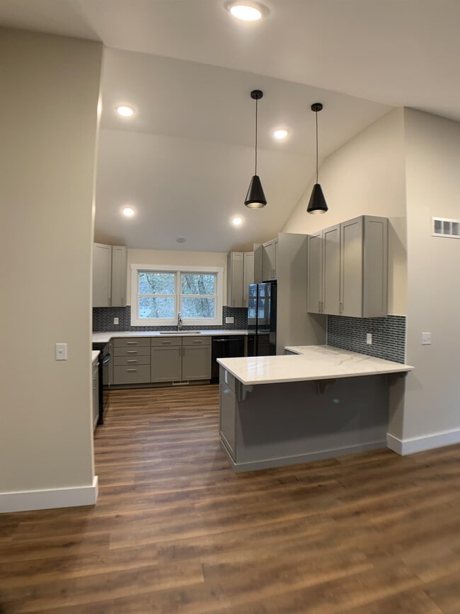 Photo - 1215 E Hunter Ave