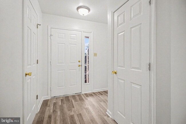 Building Photo - 6437 Terrace Ct