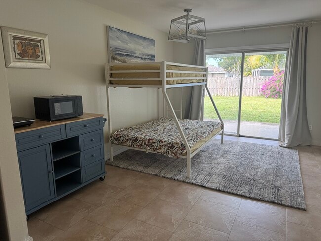 Photo - 2561 SE Victory Ave