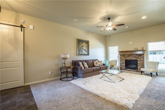 Photo - 8701 SW 66th Pl