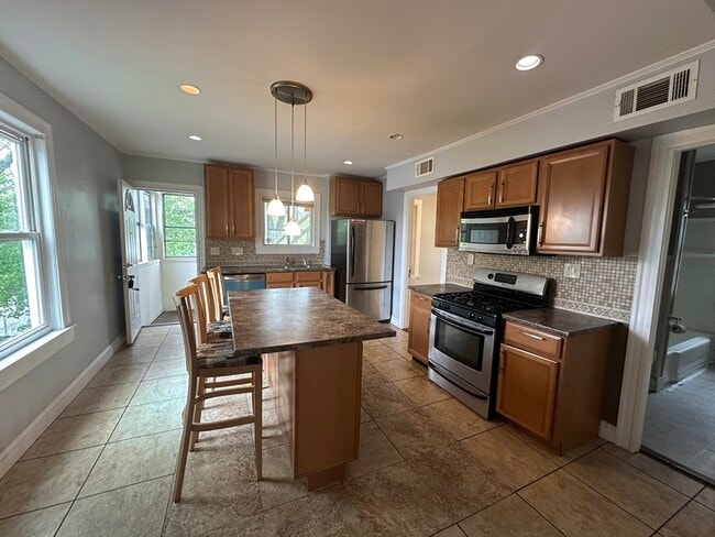24 N Main St Unit 2