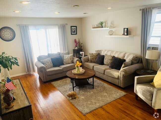 Building Photo - 426 Liberty Ave Rental