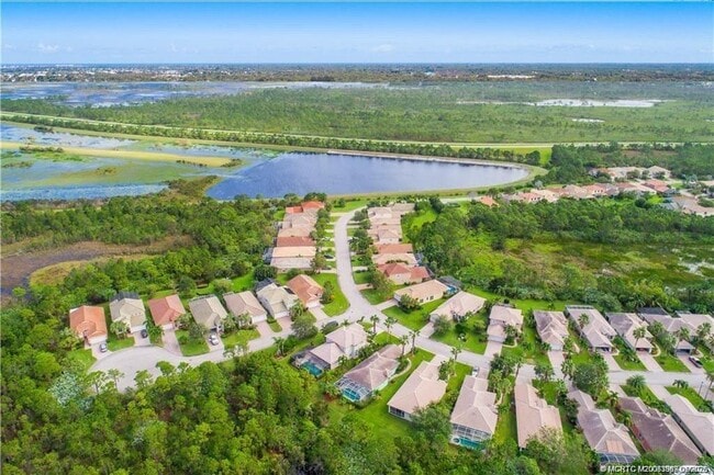 Photo - 4574 NW Red Maple Dr