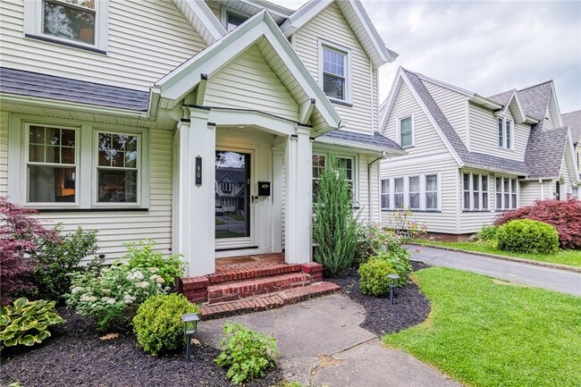 Photo - 90 Elmcroft Rd