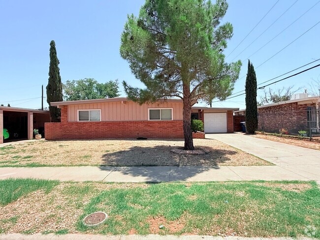 Building Photo - Northeast El Paso 3Bed/2Bath Refrig A/C Rental