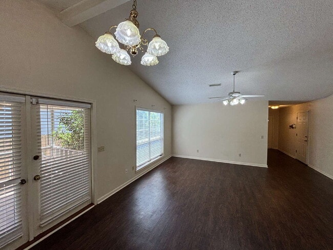 Photo - 113 Woodleigh Rd