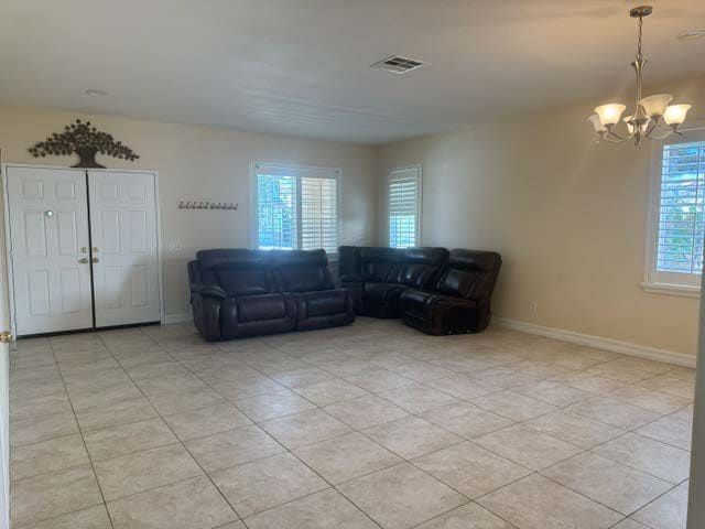 13884 Oak Tree Ln