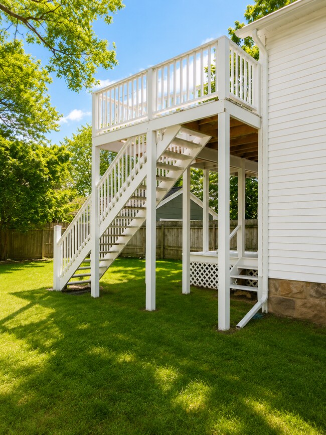 Photo - 525 6th Street