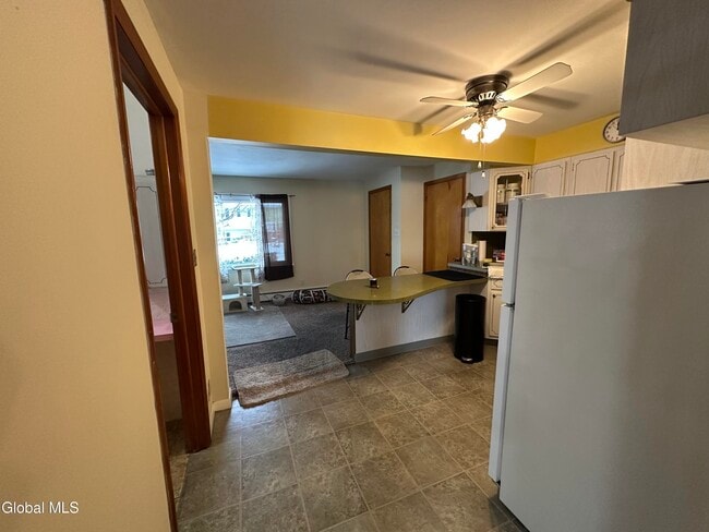 Photo - 4 University Pl Unit 2